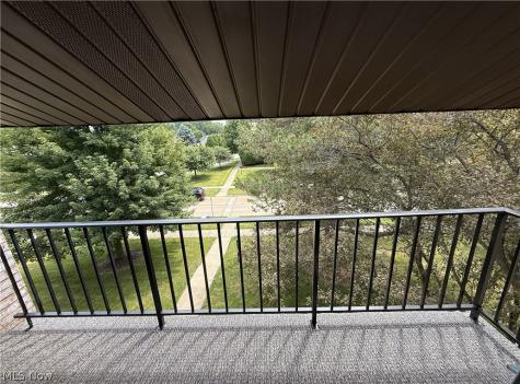 16370 Heather Lane Middleburg Heights OH 44130