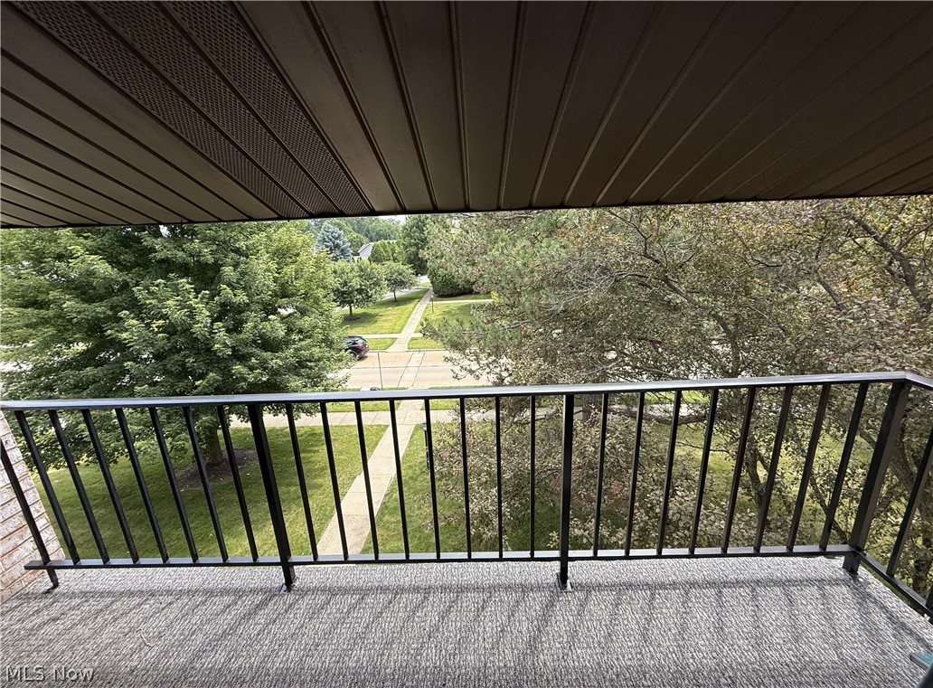 16370 Heather Lane Middleburg Heights OH 44130