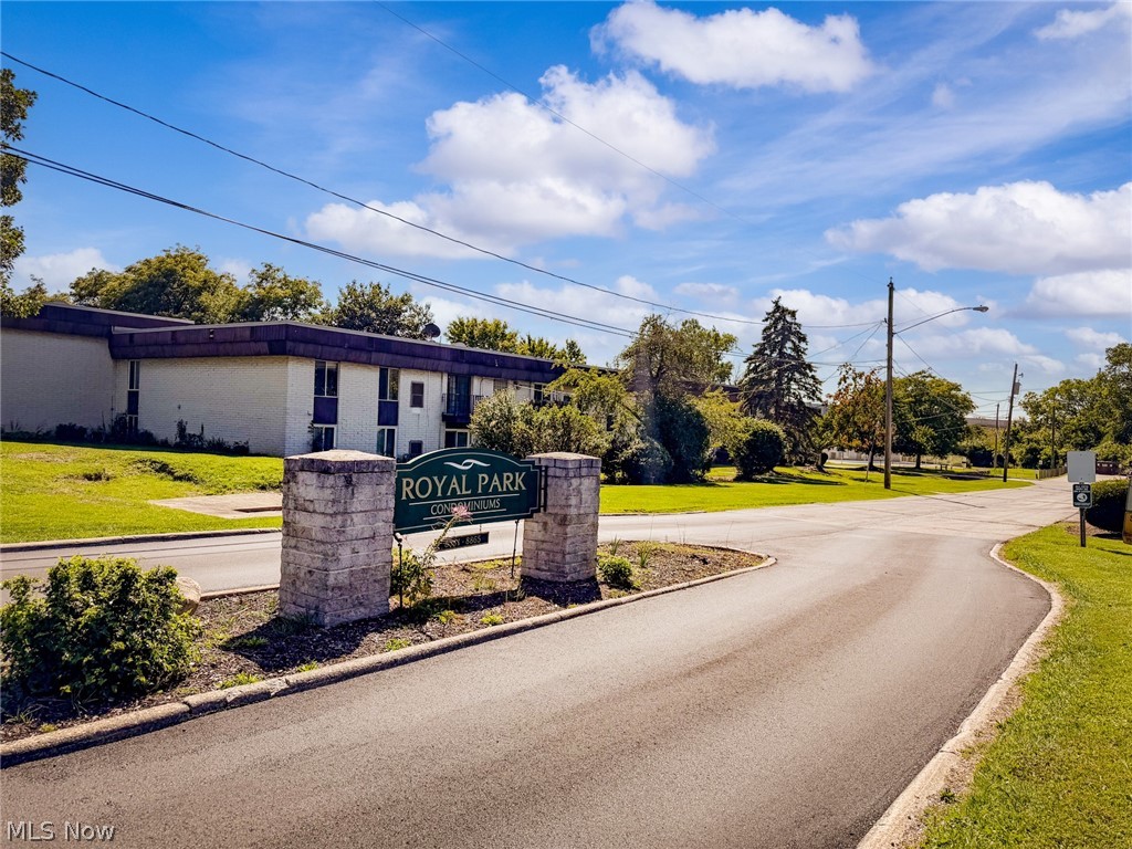 8455 N Akins Road North Royalton OH 44133