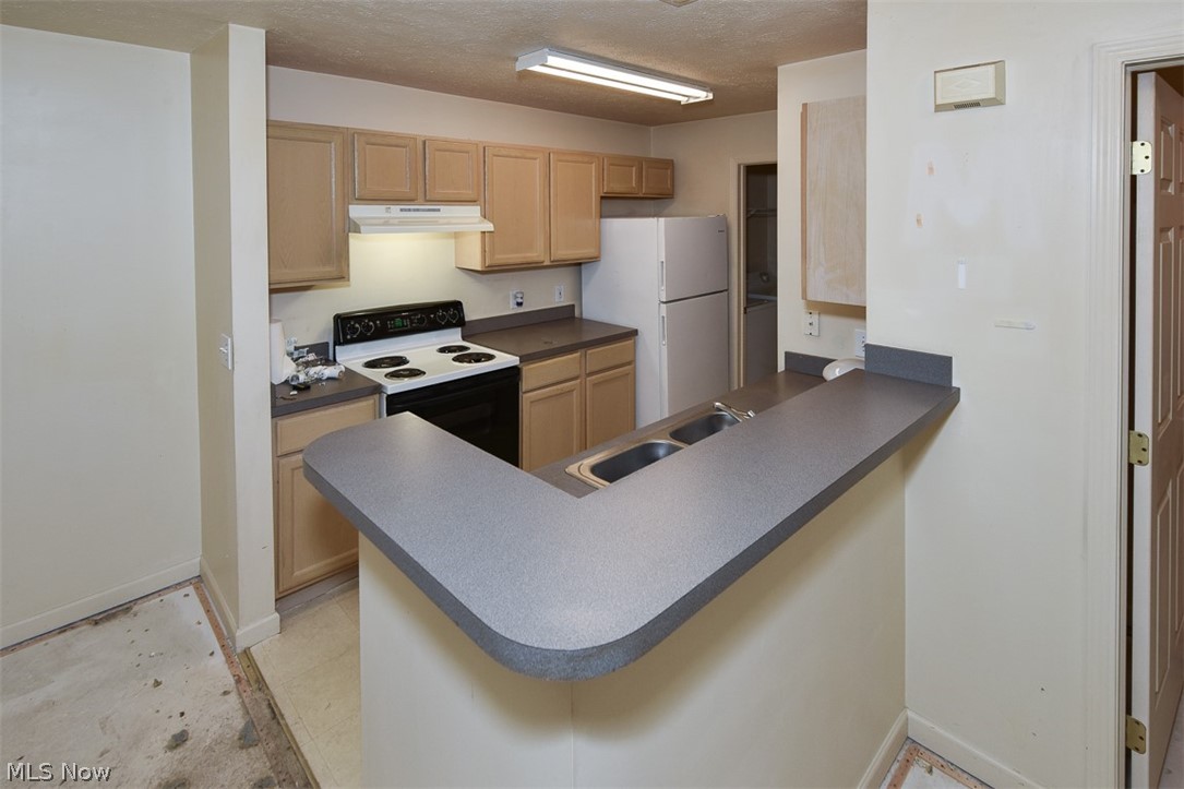 29828 Center Ridge Drive Westlake OH 44145