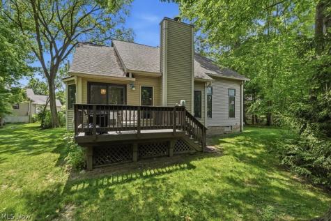 2323 Call Road Stow OH 44224