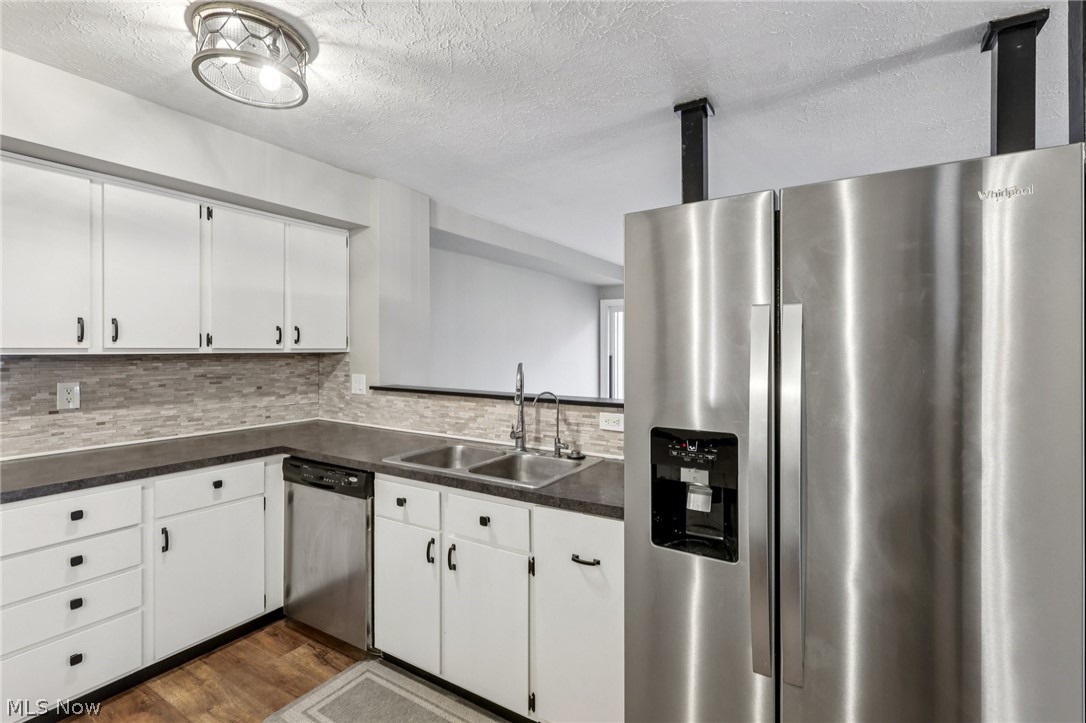 53 Landings Way Avon Lake OH 44012