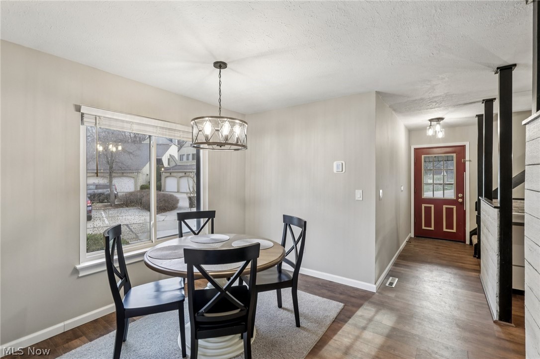 53 Landings Way Avon Lake OH 44012