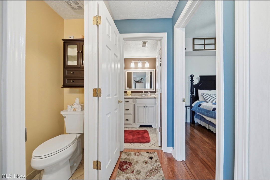5237 Lake Road W Ashtabula OH 44004
