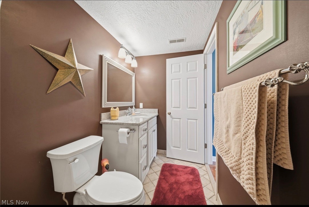 5237 Lake Road W Ashtabula OH 44004