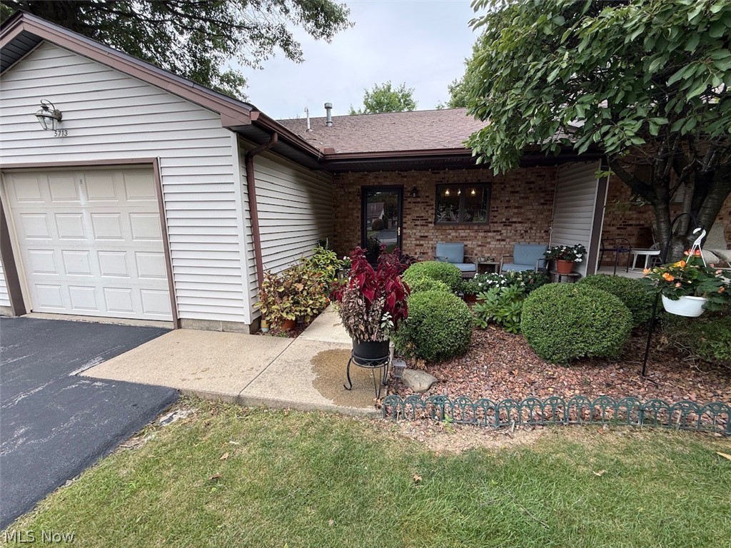5713 Callaway Circle Austintown OH 44515