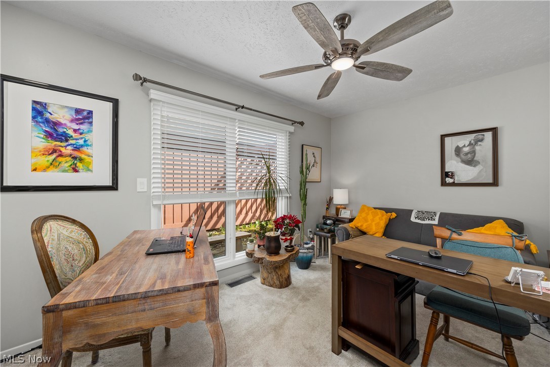 17291 Iyami Court Strongsville OH 44136