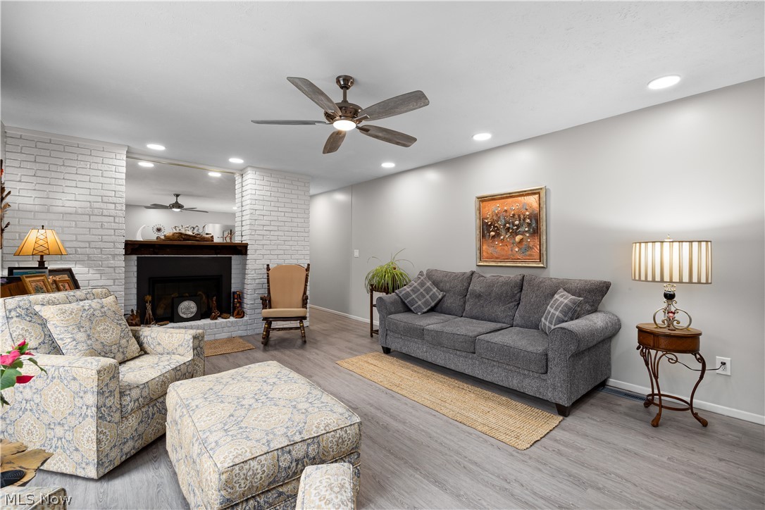 17291 Iyami Court Strongsville OH 44136