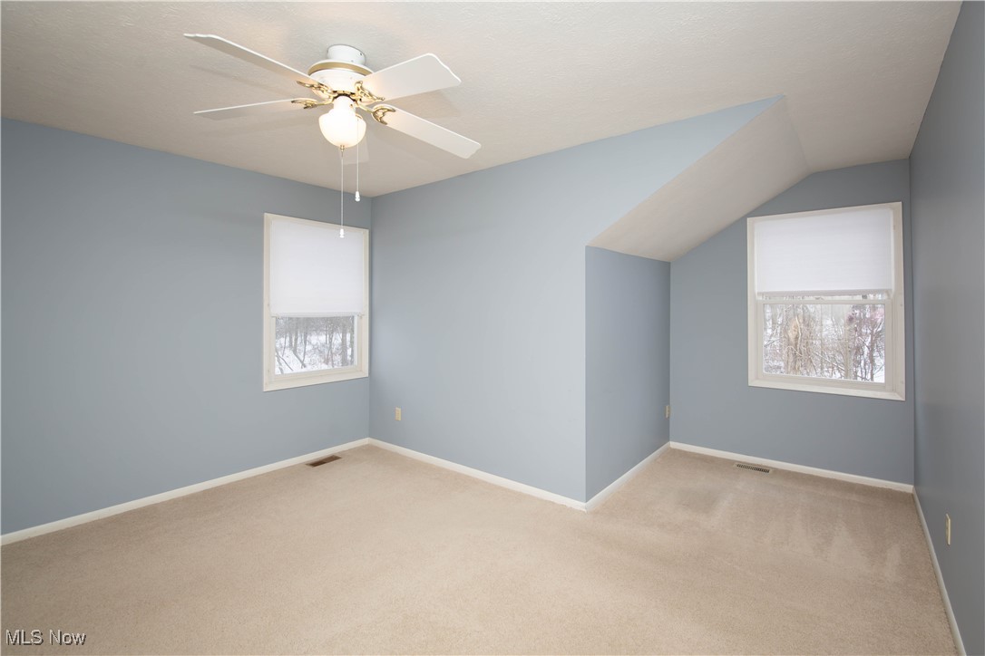 750-2 Hampton Circle Aurora OH 44202