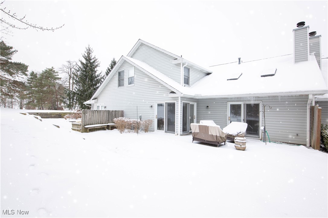 750-2 Hampton Circle Aurora OH 44202