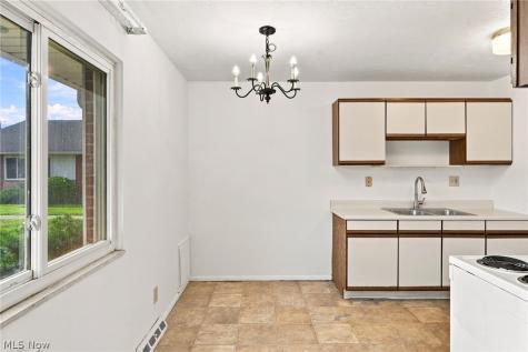 5651 Broadview Road Parma OH 44134