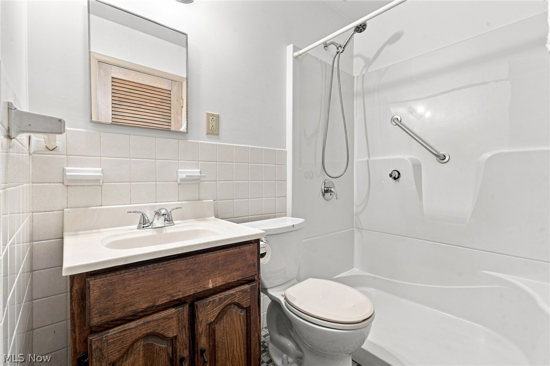 5651 Broadview Road Parma OH 44134