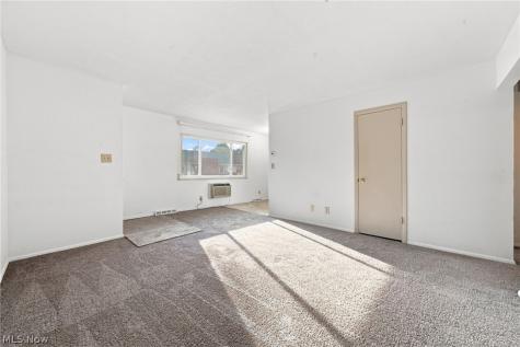 5651 Broadview Road Parma OH 44134