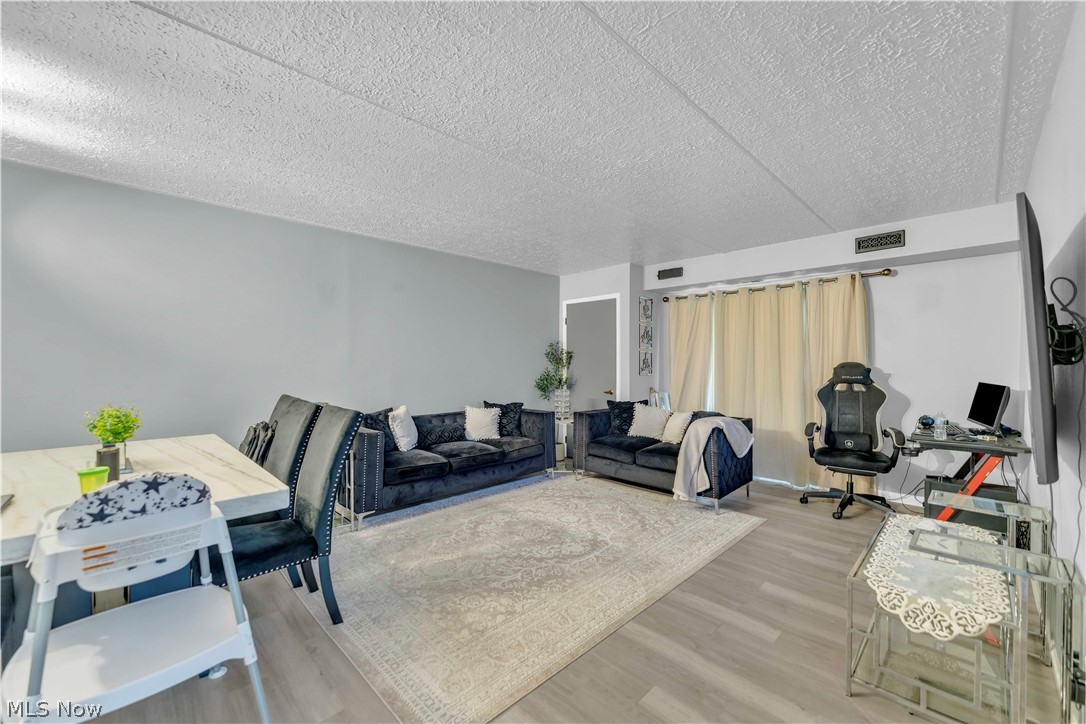 4849 Grace Road North Olmsted OH 44070