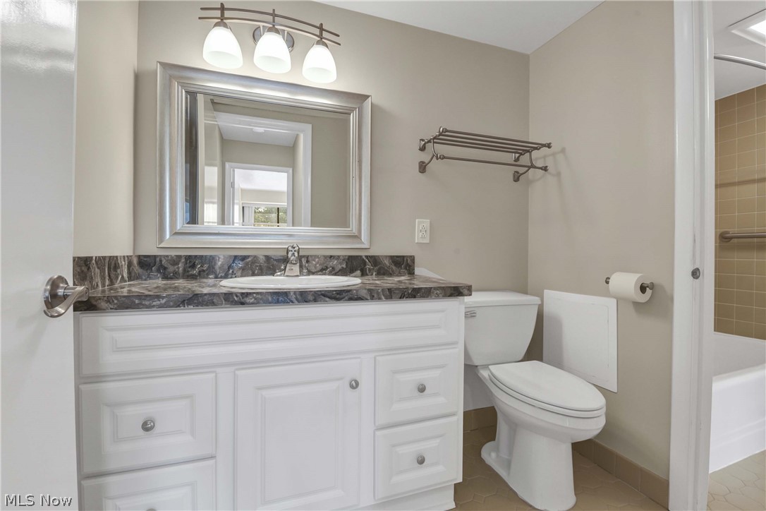 12550 Lake Avenue Lakewood OH 44107