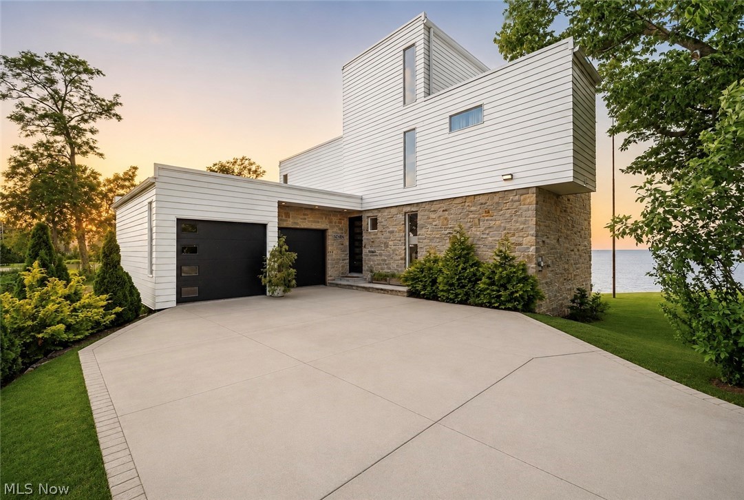 280 Buckeye Drive Sheffield Lake OH 44054