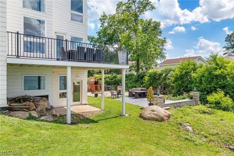 280 Buckeye Drive Sheffield Lake OH 44054