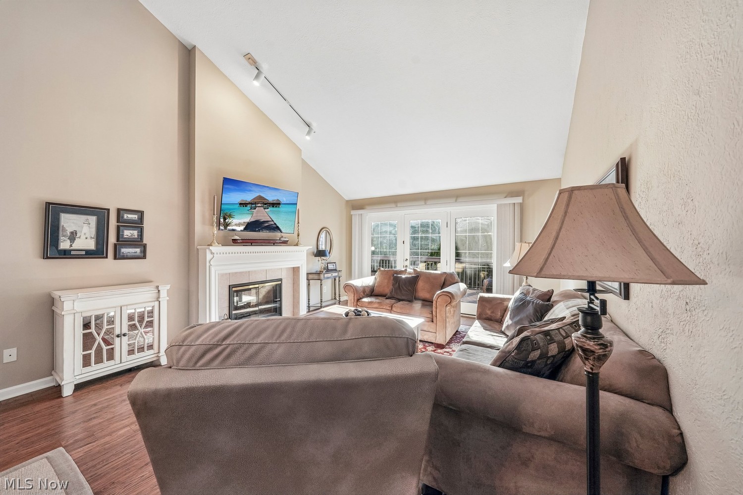 4549 Oakhill Boulevard Lorain OH 44053
