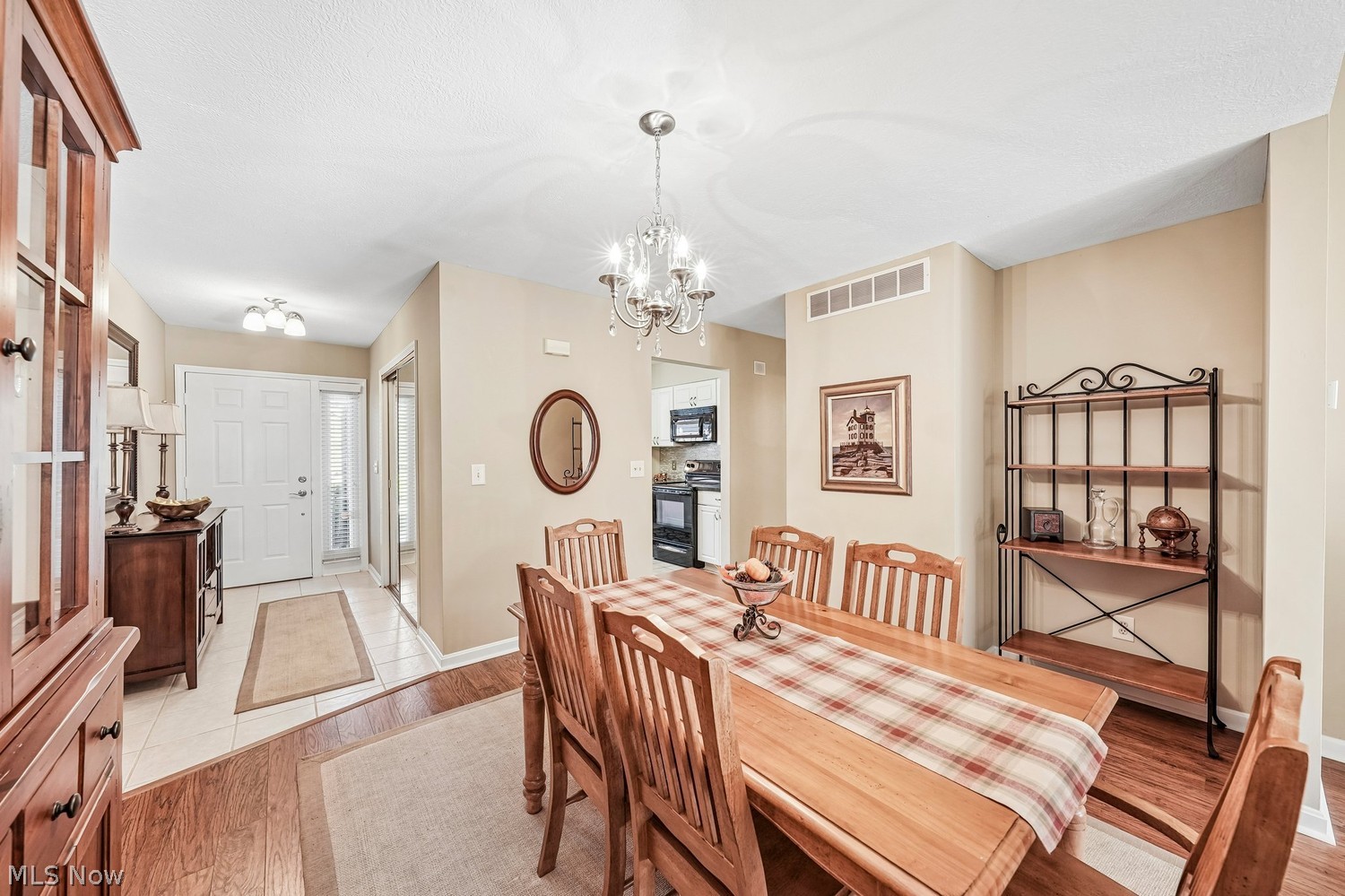 4549 Oakhill Boulevard Lorain OH 44053