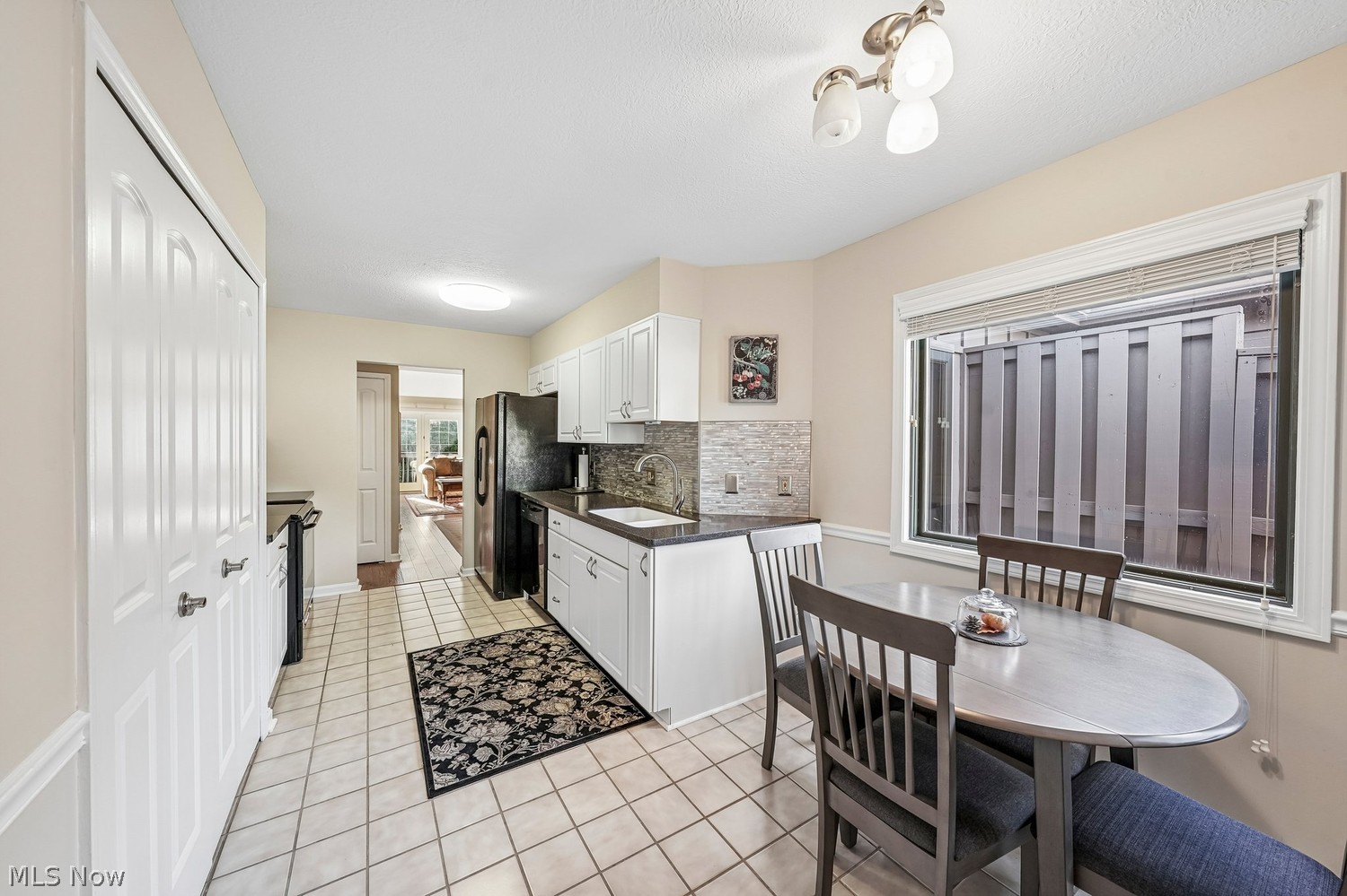 4549 Oakhill Boulevard Lorain OH 44053