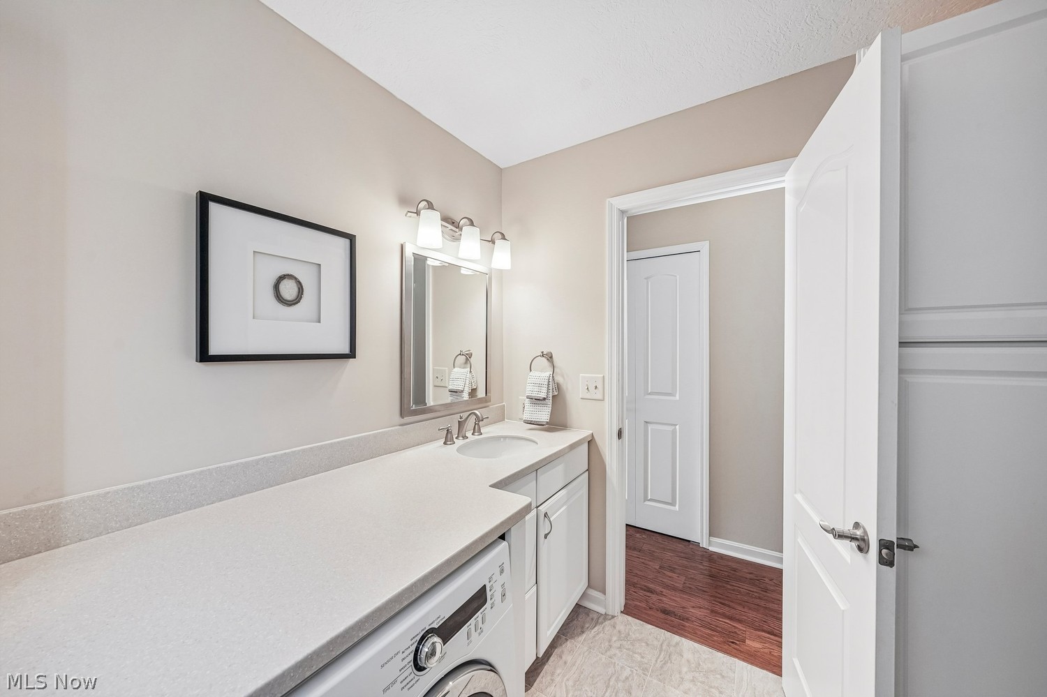 4549 Oakhill Boulevard Lorain OH 44053