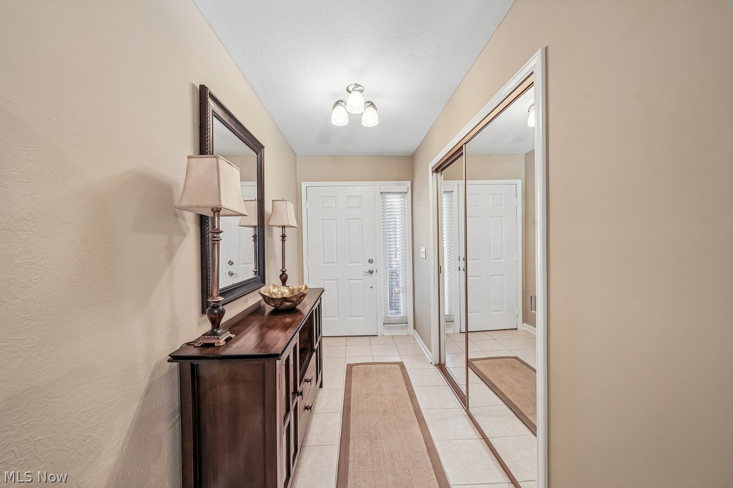 4549 Oakhill Boulevard Lorain OH 44053