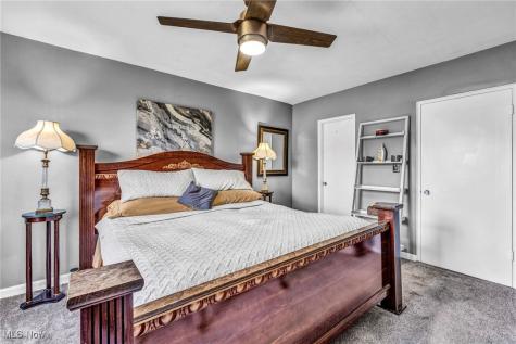 13800 Fairhill Road Cleveland OH 44120