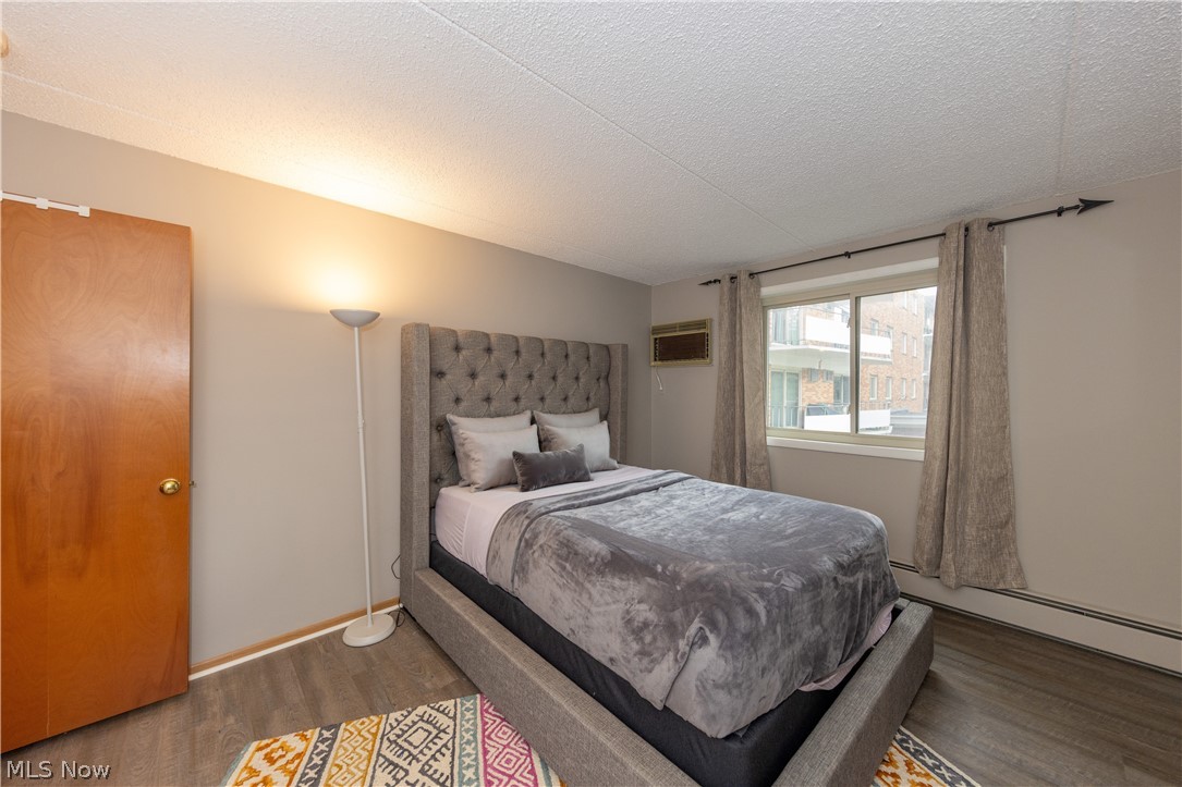 521 Tollis Parkway Broadview Heights OH 44147
