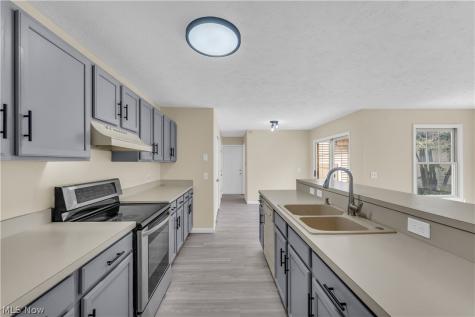 1965 E 83rd Street Cleveland OH 44103