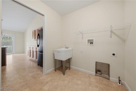 635 Durkin Way SW North Canton OH 44720
