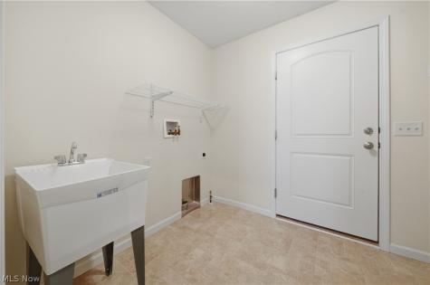 635 Durkin Way SW North Canton OH 44720