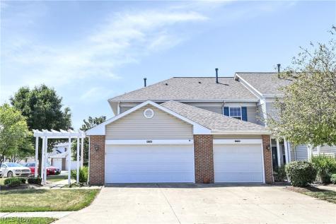 6744 Asterhurst Trace Middleburg Heights OH 44130
