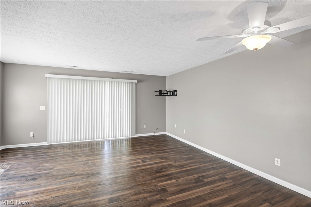 6744 Asterhurst Trace Middleburg Heights OH 44130