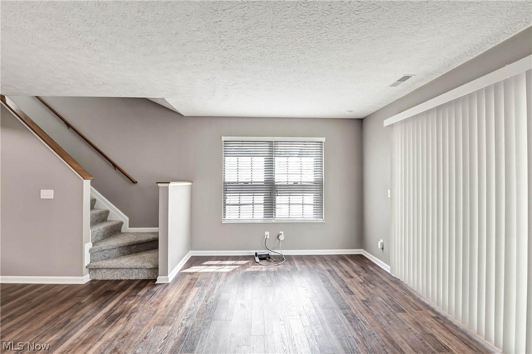 6744 Asterhurst Trace Middleburg Heights OH 44130