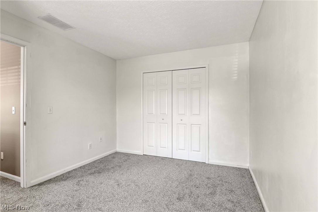 6744 Asterhurst Trace Middleburg Heights OH 44130