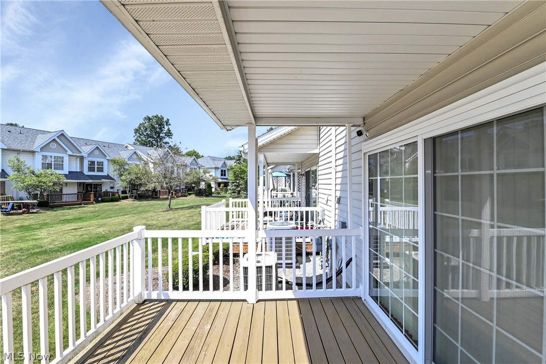 6744 Asterhurst Trace Middleburg Heights OH 44130