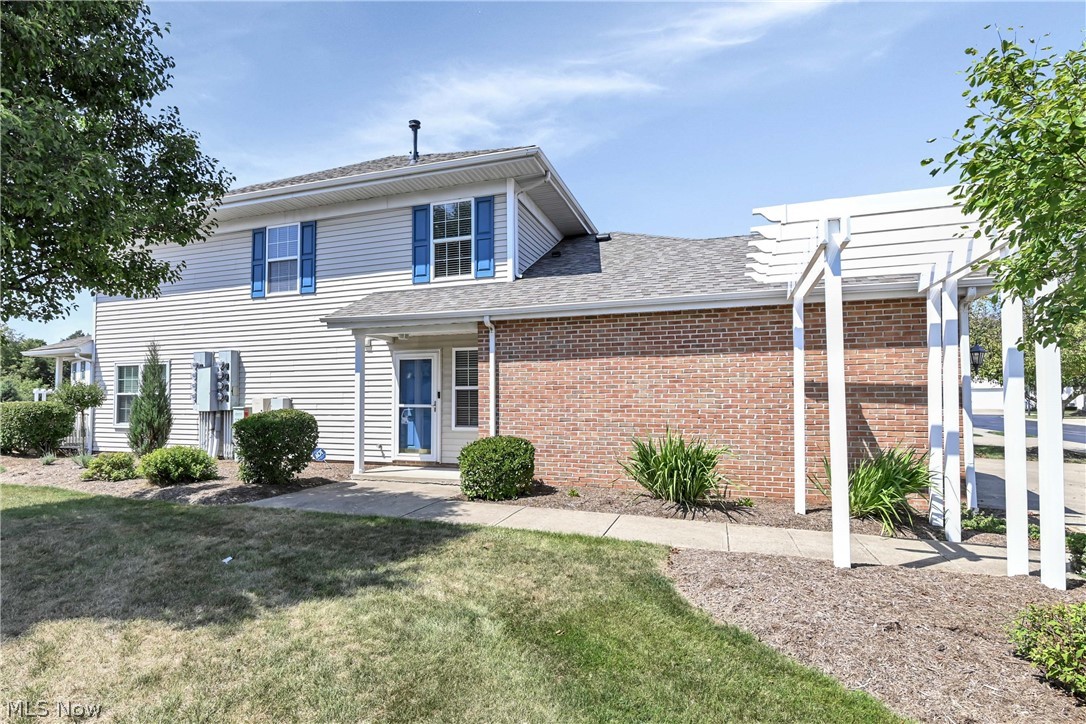 6744 Asterhurst Trace Middleburg Heights OH 44130