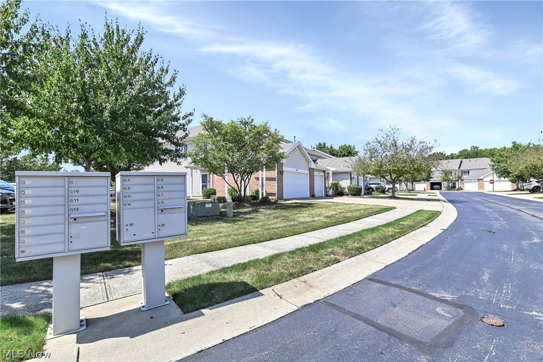 6744 Asterhurst Trace Middleburg Heights OH 44130