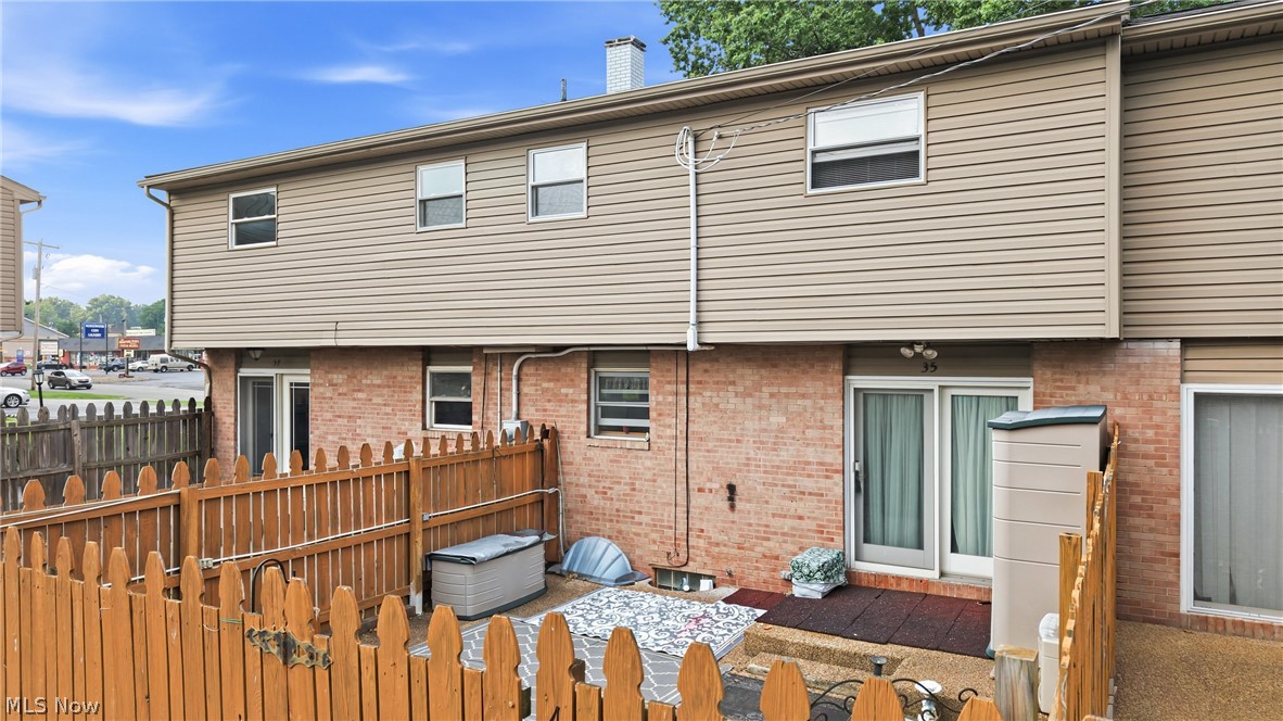 4235 New Road Austintown OH 44515