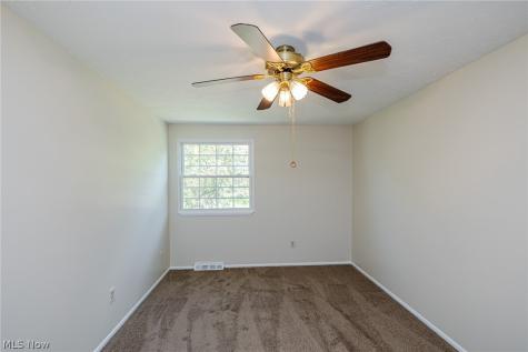 13748 Oakbrook Drive North Royalton OH 44133
