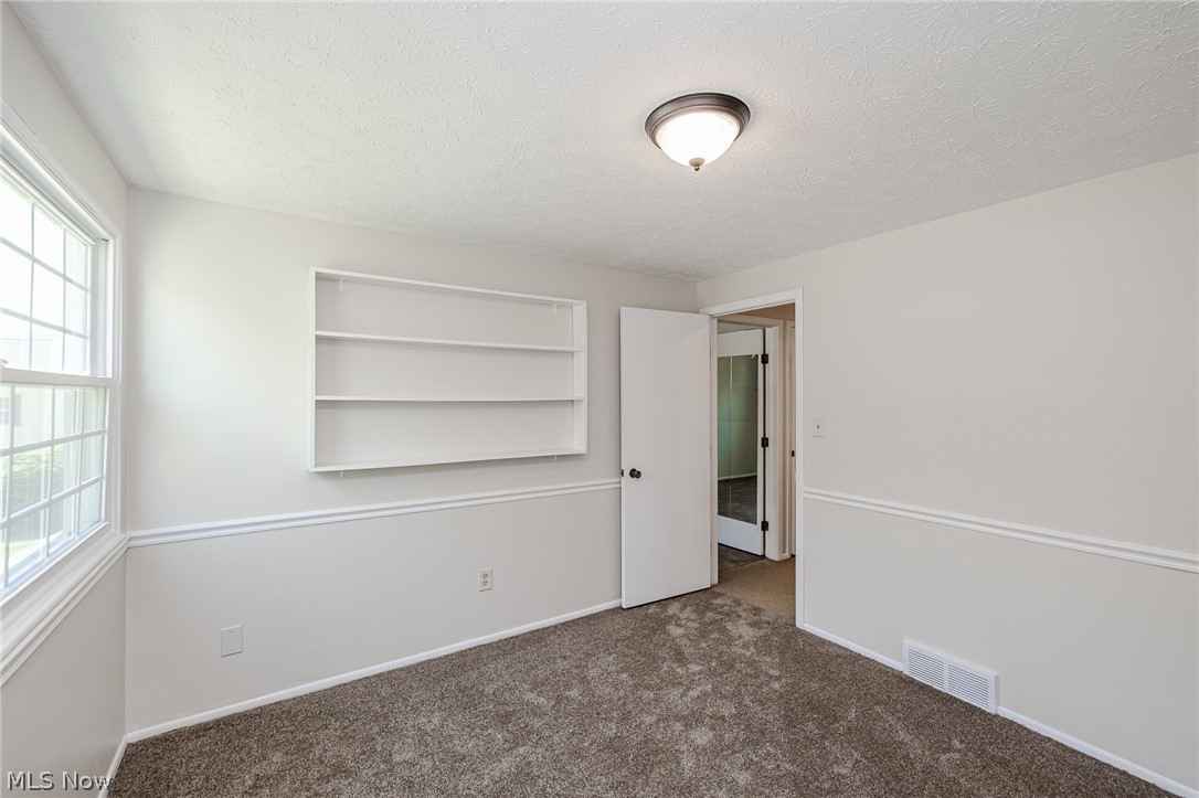 13748 Oakbrook Drive North Royalton OH 44133