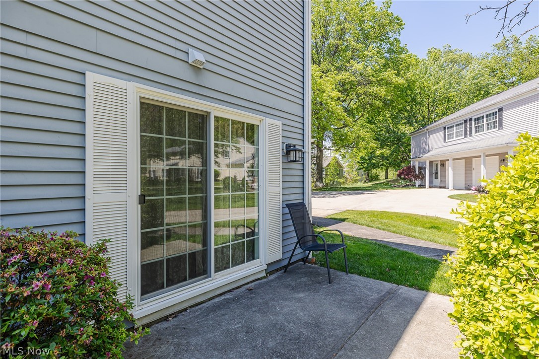 13748 Oakbrook Drive North Royalton OH 44133