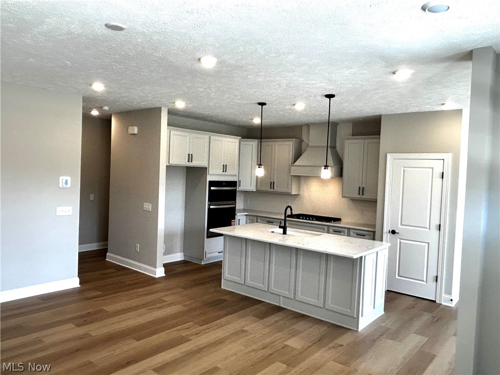 18 Paige Lane Hudson OH 44236