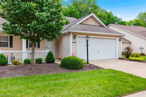 7451 Willow Woods Drive North Olmsted OH 44070