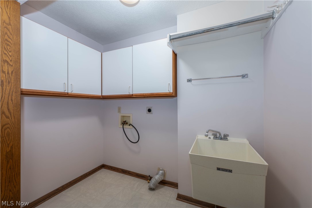 735 Beverly Avenue Canal Fulton OH 44614