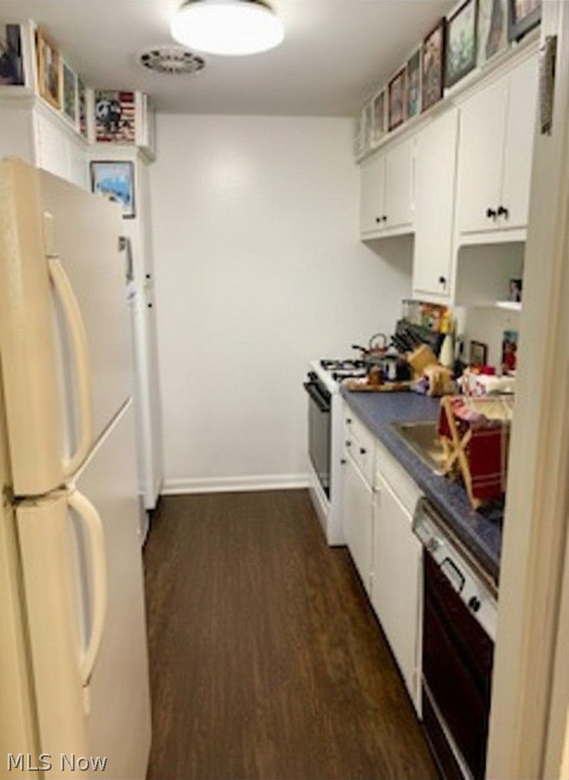 19801 Van Aken Boulevard Shaker Heights OH 44122