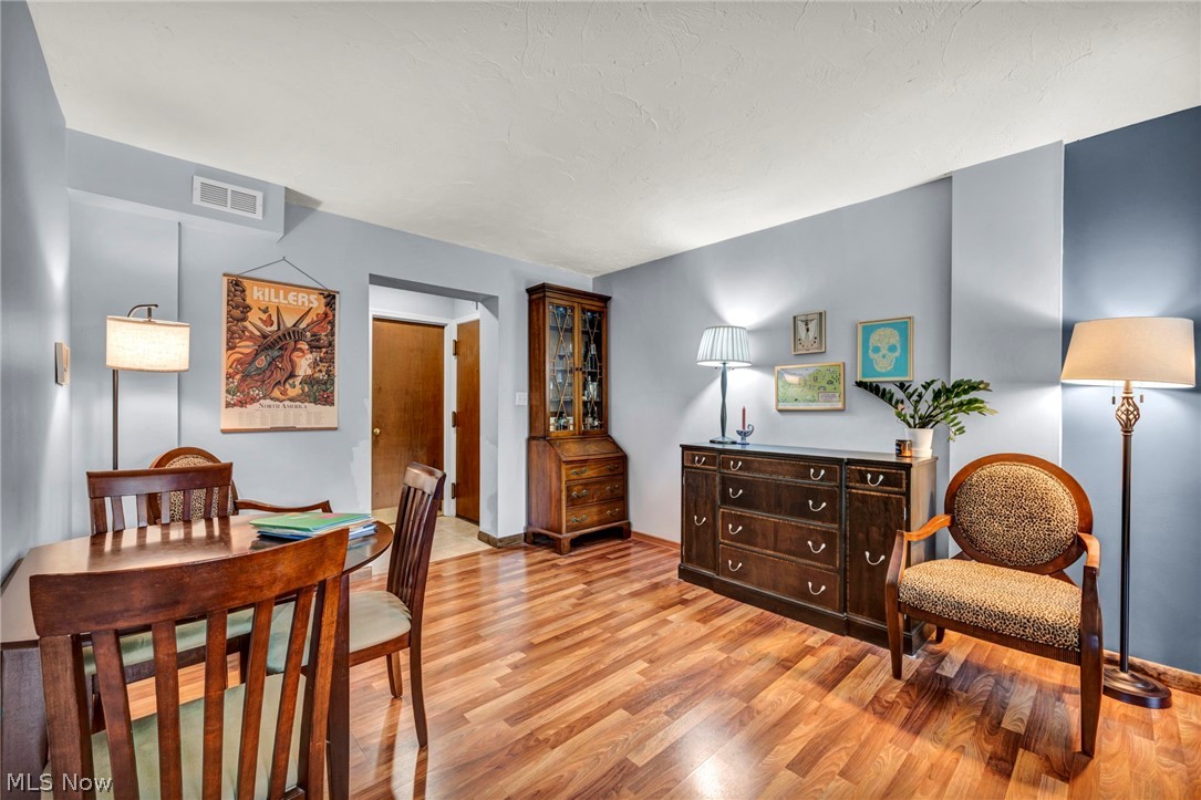 15555 Hilliard Road Lakewood OH 44107