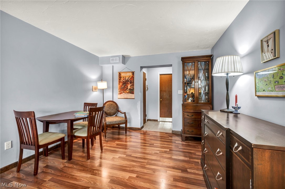 15555 Hilliard Road Lakewood OH 44107