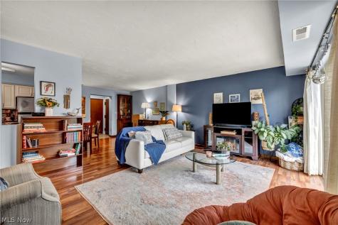 15555 Hilliard Road Lakewood OH 44107