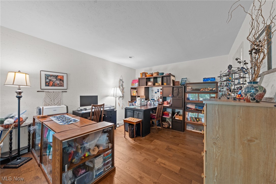 2112 Acacia Park Drive Lyndhurst OH 44124